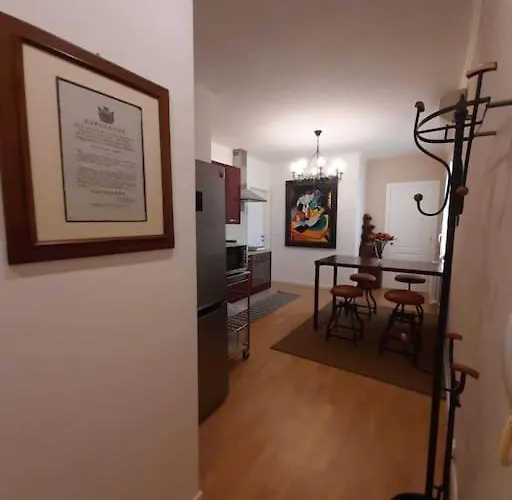 Charme In Righi Apartment Bologna